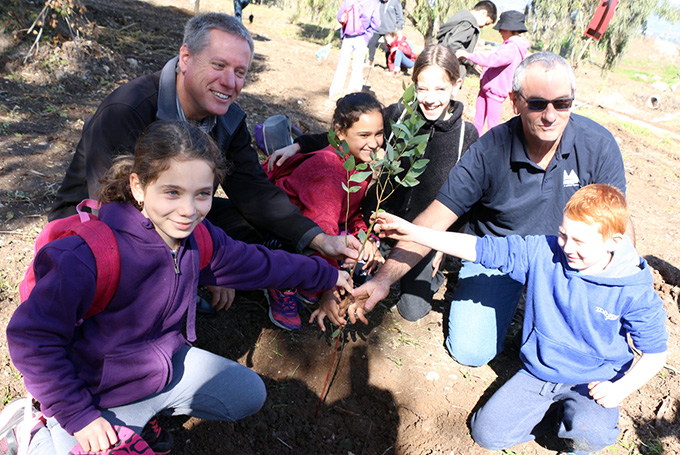 ט״ו בשבט הגיע - משקמים את נחל חרוד
